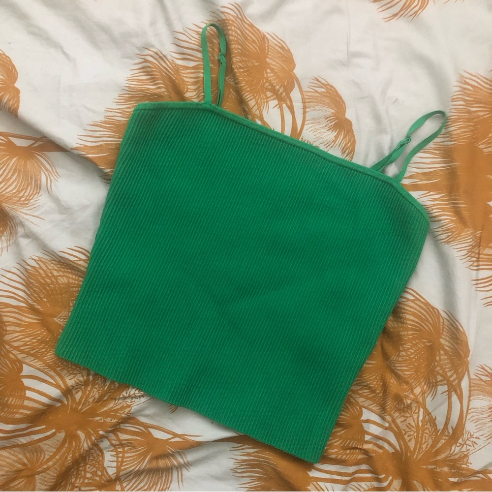 Babaton sculpt knit cami tank L kelly green